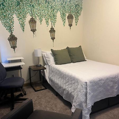 לונגוויו Paradise Oasis Near Lake *Full Body Massage Chair* מראה חיצוני תמונה